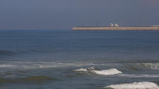 斯里兰卡首都科伦坡海边港口视频的预览图