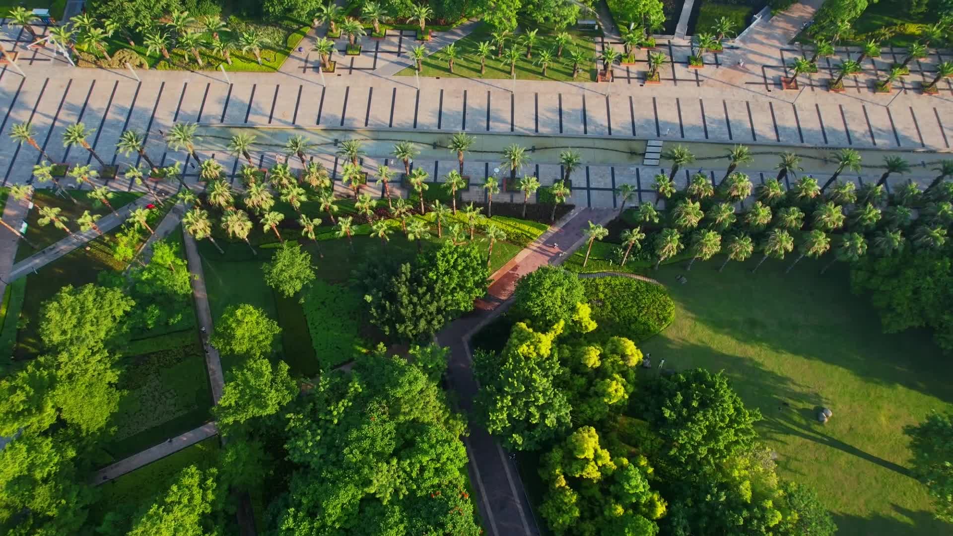 航拍厦门海湾公园景观视频的预览图
