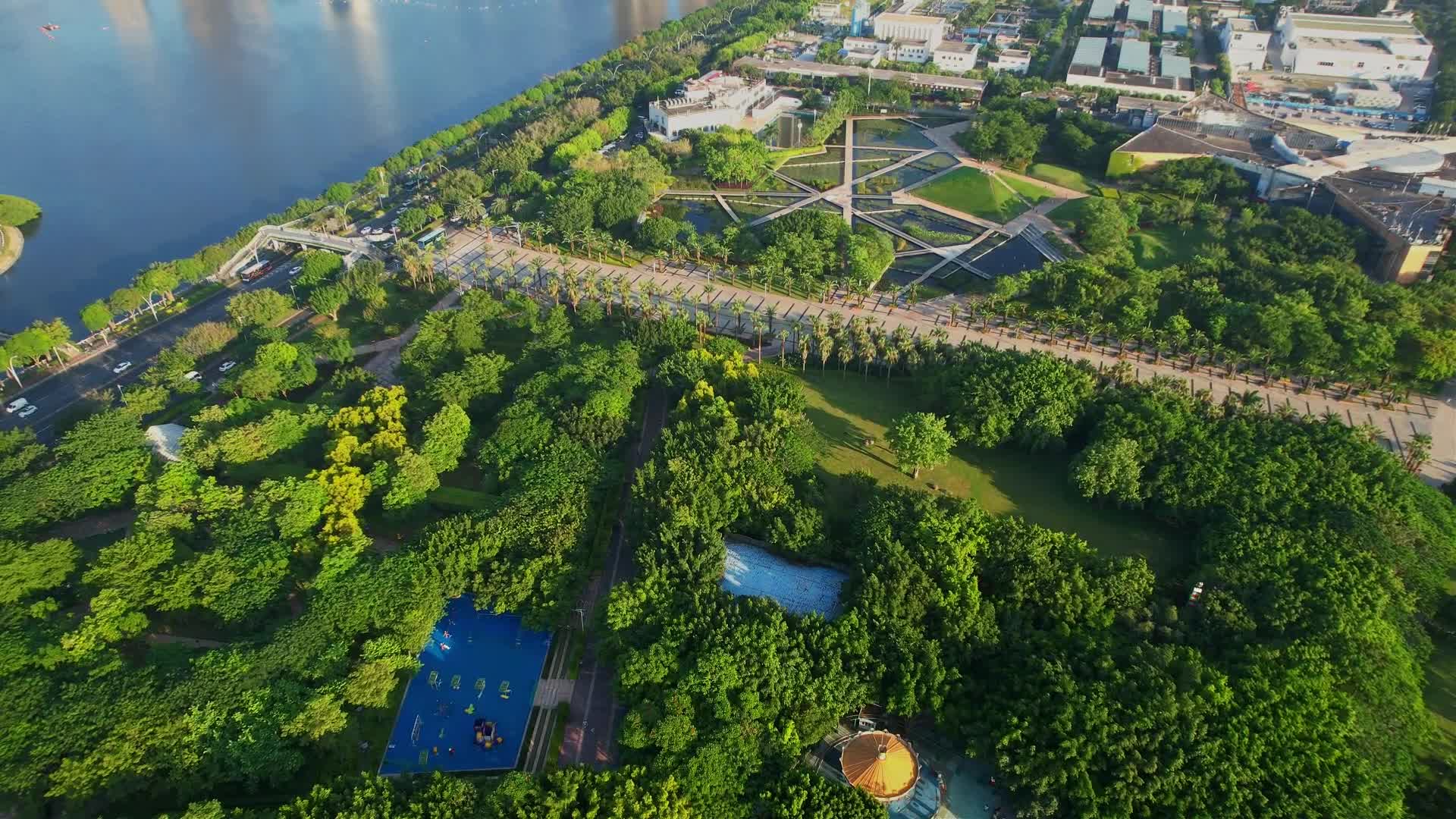 航拍厦门海湾公园景观视频的预览图