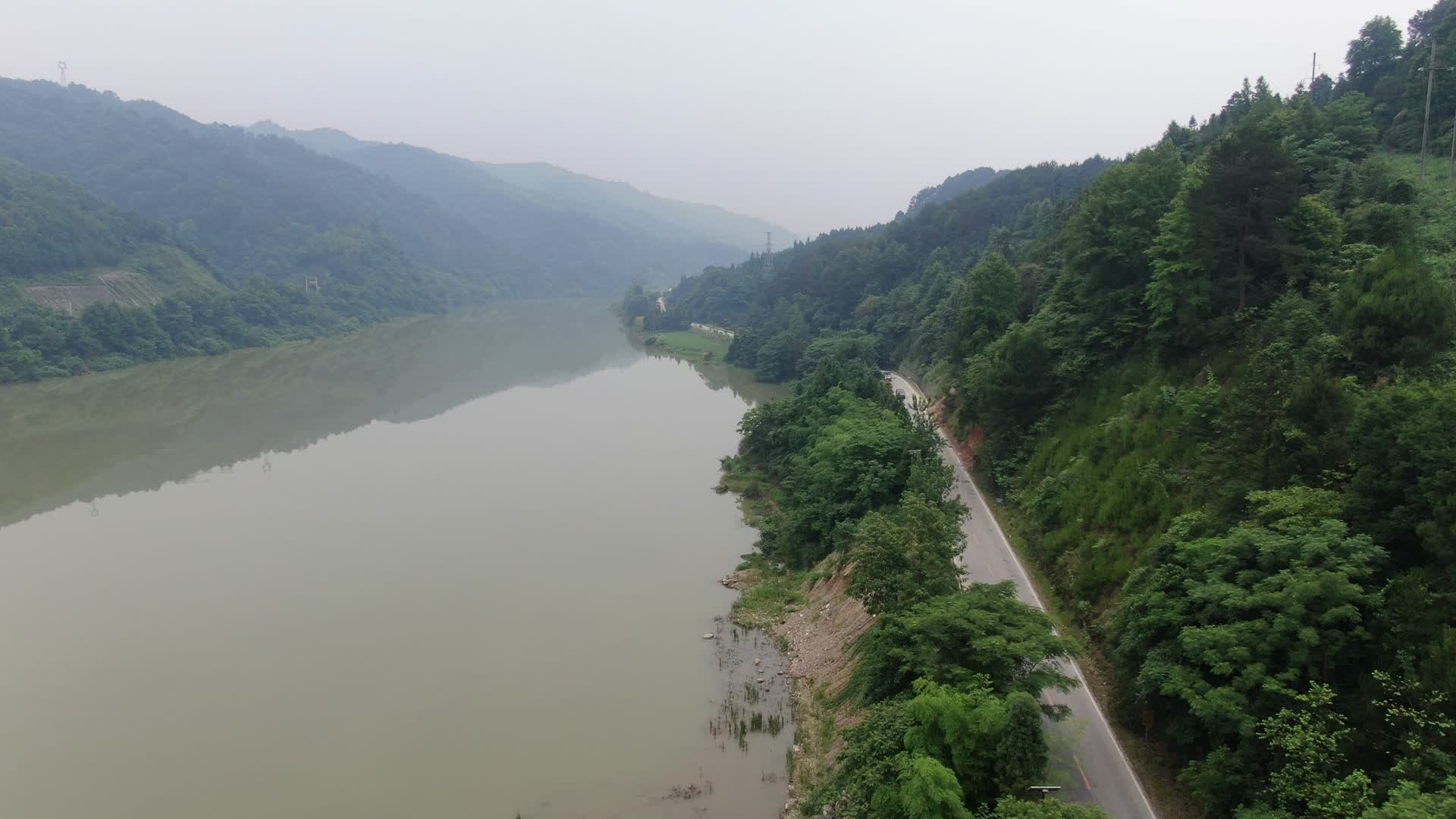 航拍湖南靖州城市河流风光视频的预览图