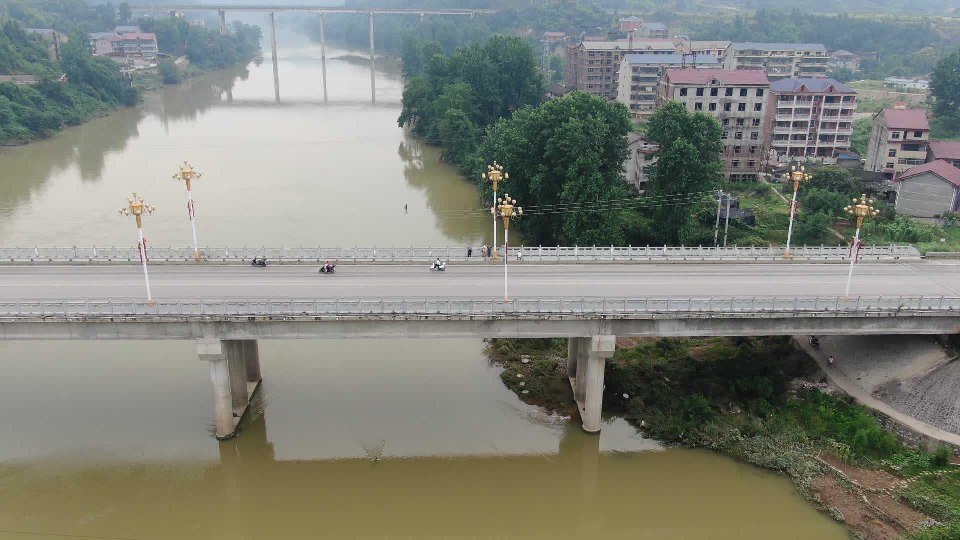 航拍湖南靖州江东大桥视频的预览图