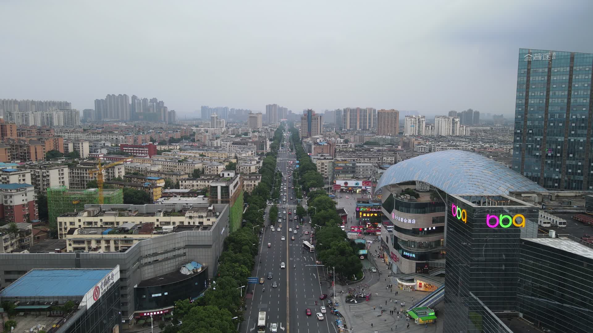 城市航拍湖南湘潭城市大道交通视频的预览图