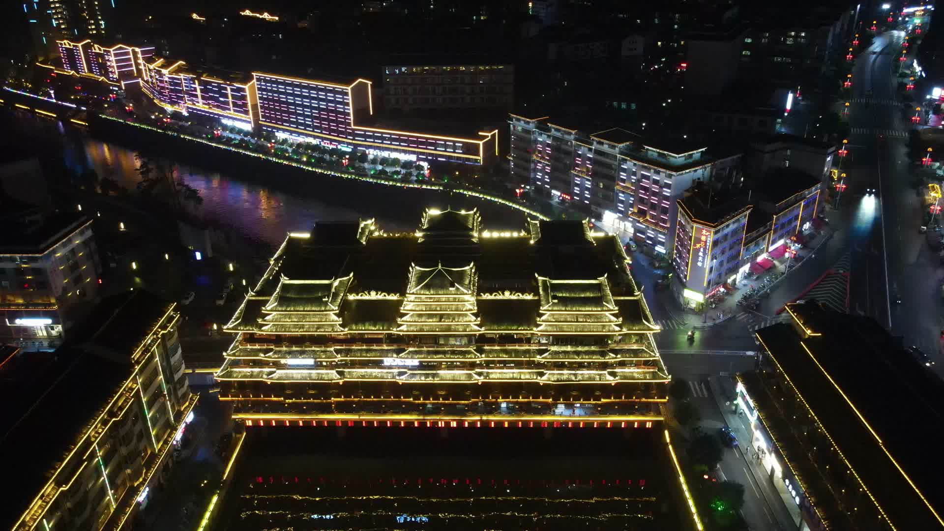 城市航拍湖南通道廊桥夜景视频的预览图