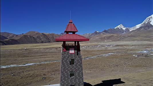 4k高清航拍西藏高原雪山风景自然风光视频的预览图