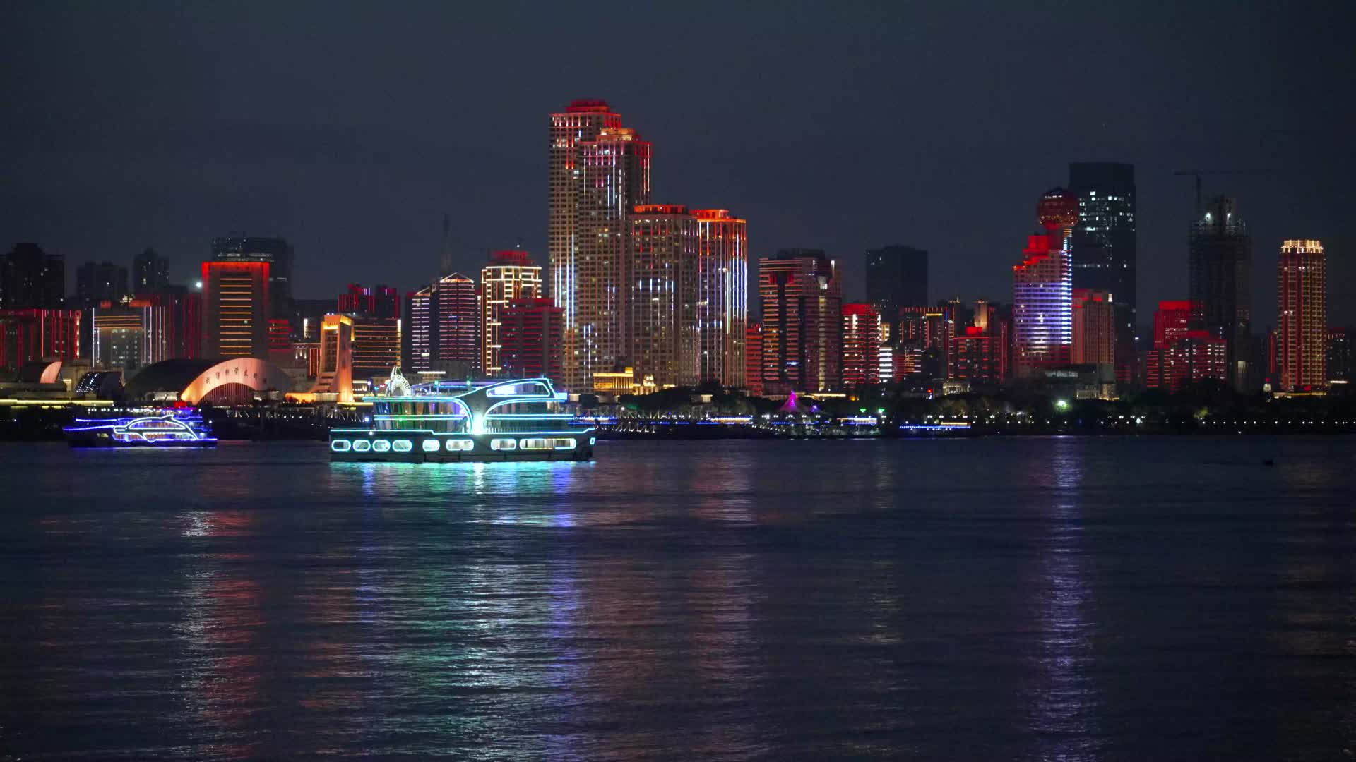 武汉武昌江滩公园夜景视频的预览图