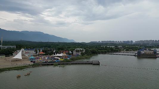 航拍江西九江八里湖婚礼公园4A景区视频的预览图