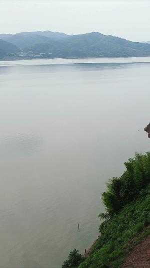 祖国山川河流竖屏航拍视频的预览图