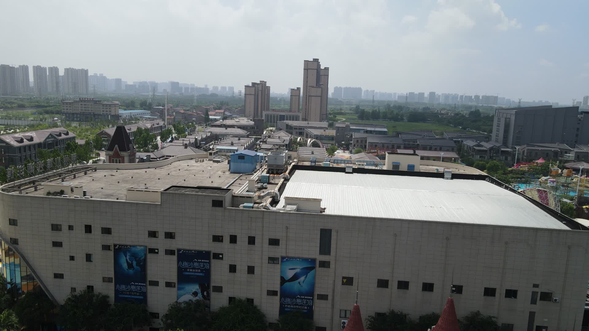 航拍湖北襄阳城市风光地标建筑视频的预览图
