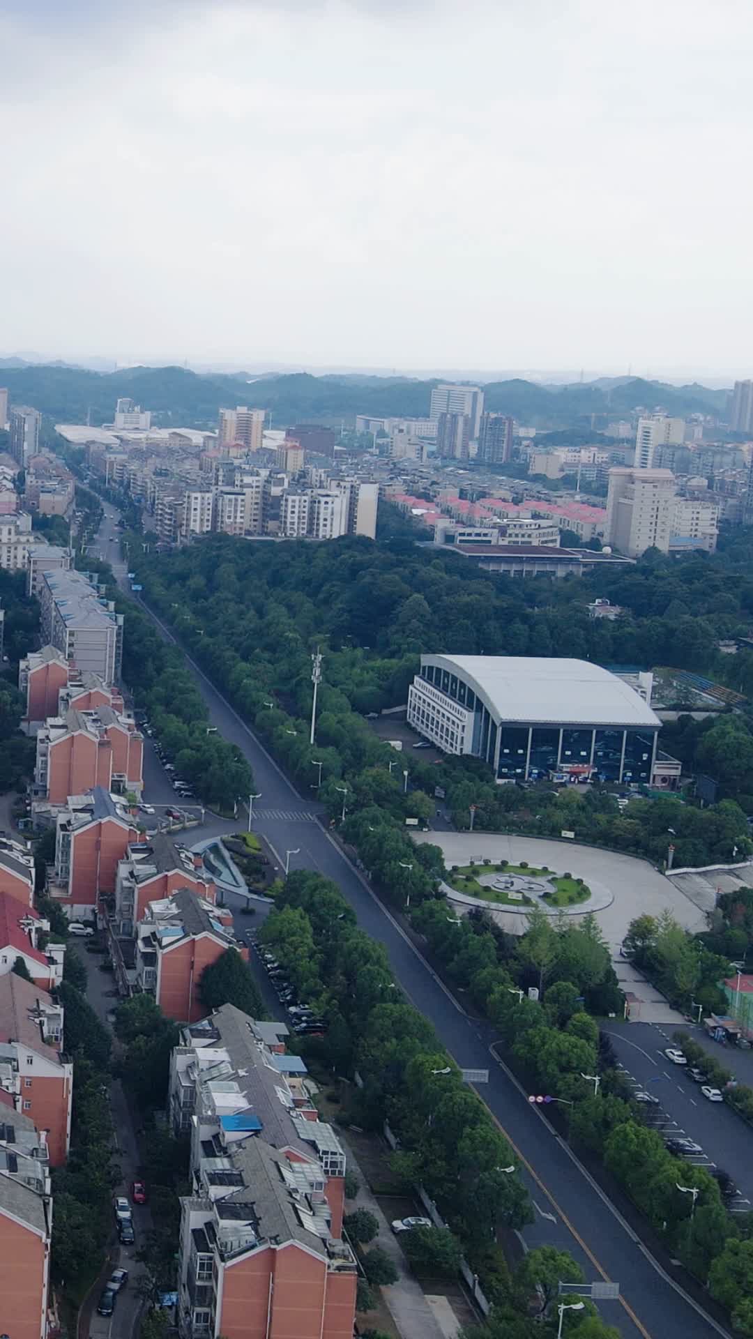 湖南益阳城市风光竖屏航拍视频的预览图