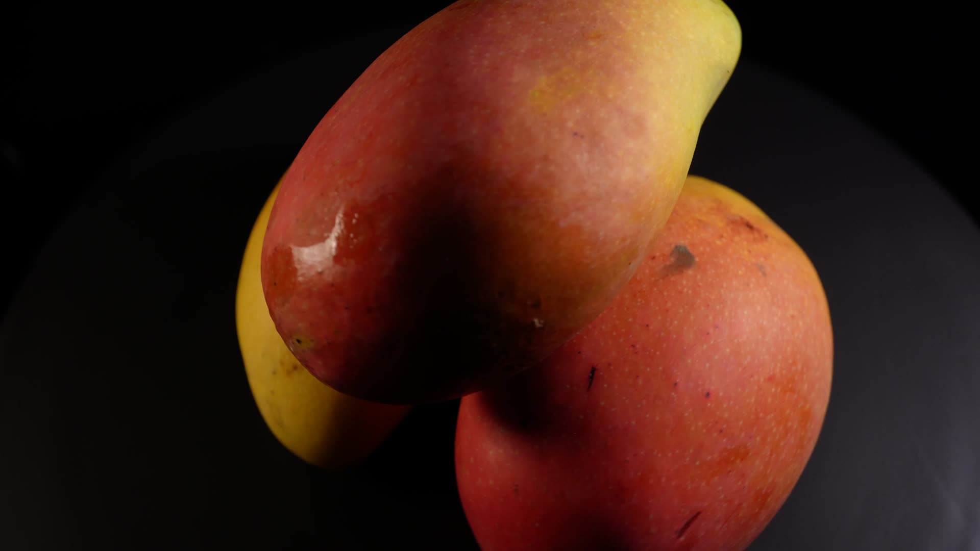 海南芒果青芒果热带水果视频的预览图
