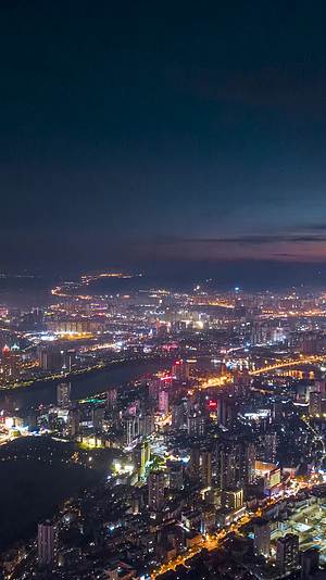 高清竖屏航拍城市夜景视频的预览图