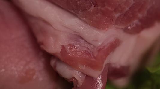 镜头合集五花肉猪肉肥肉猪皮视频的预览图