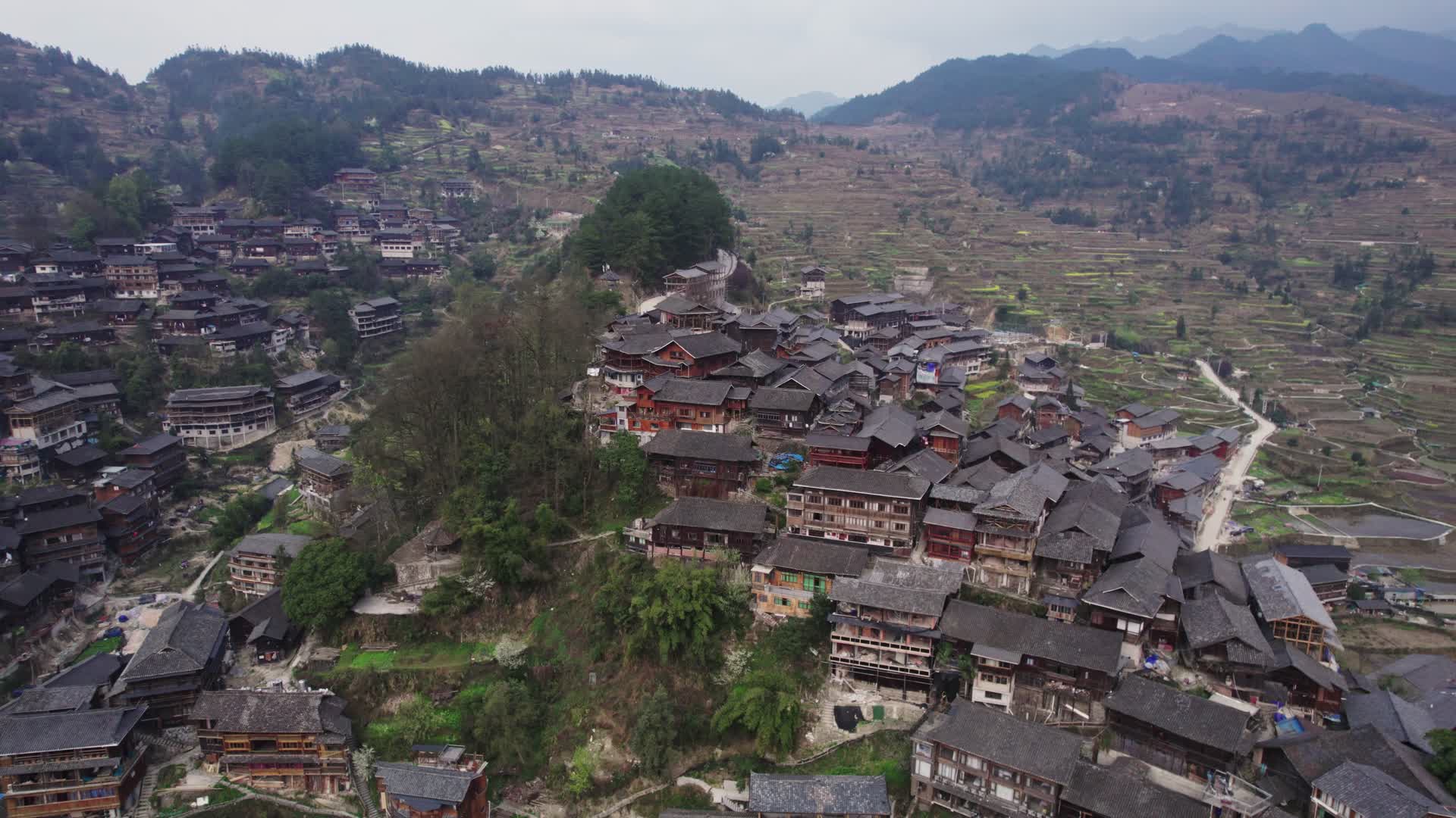 4k贵州航拍实拍风景视频的预览图