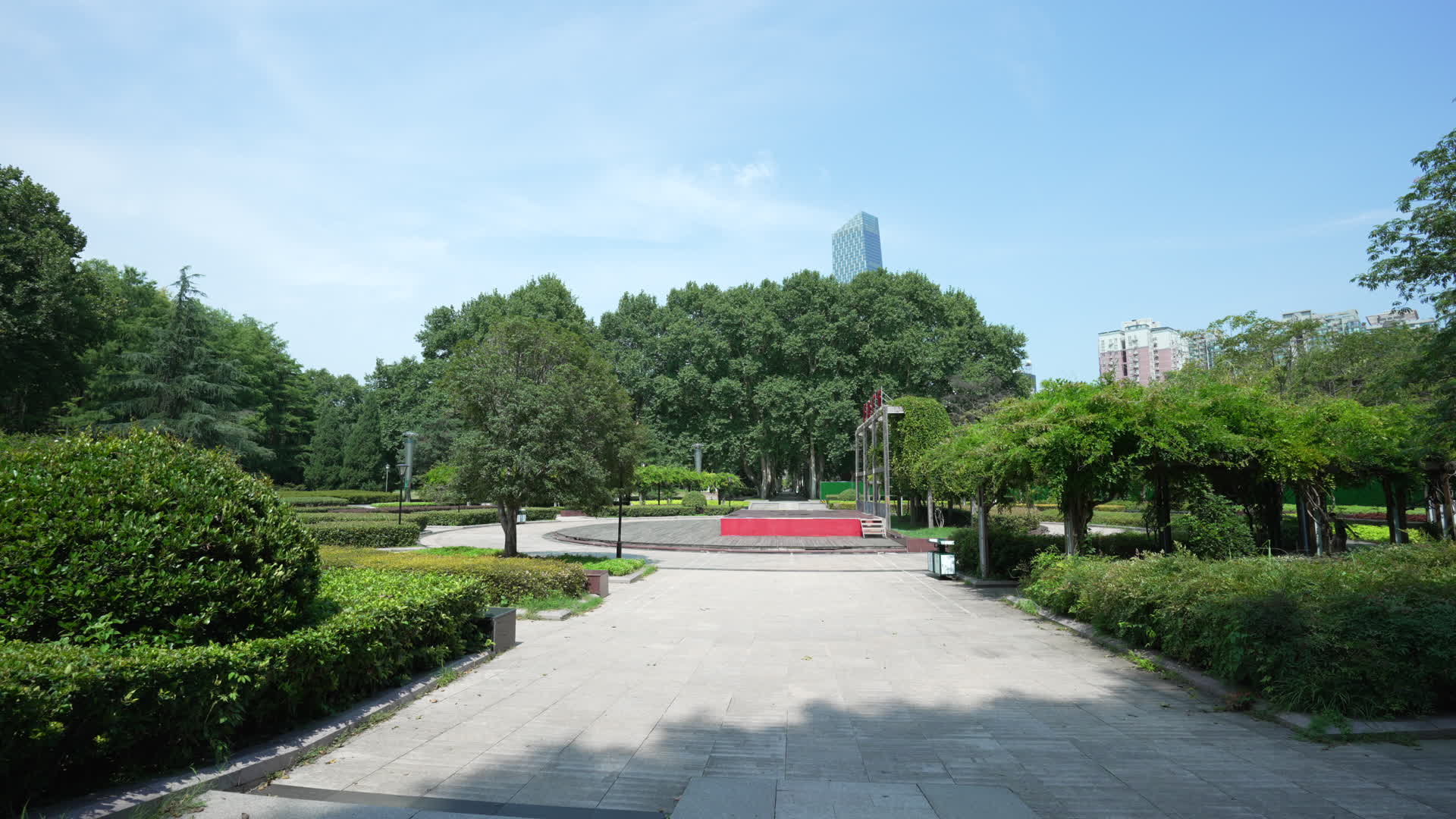 武汉江岸区解放公园视频的预览图