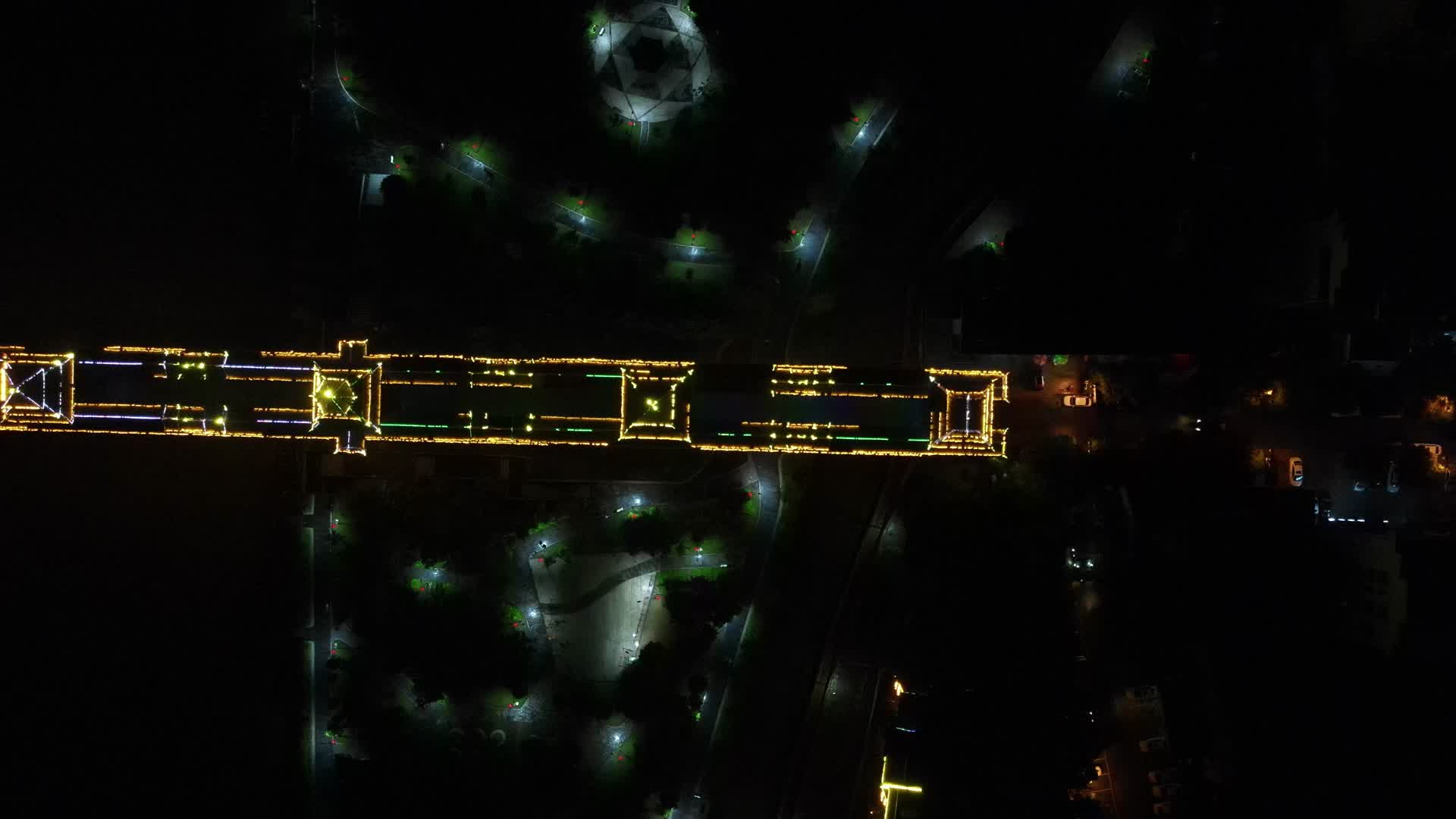 湖南通道少数民族风雨桥航拍视频的预览图