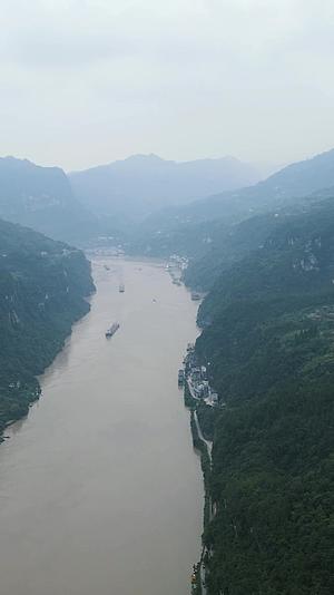 航拍湖北宜昌三峡人家西陵画廊风景区视频的预览图