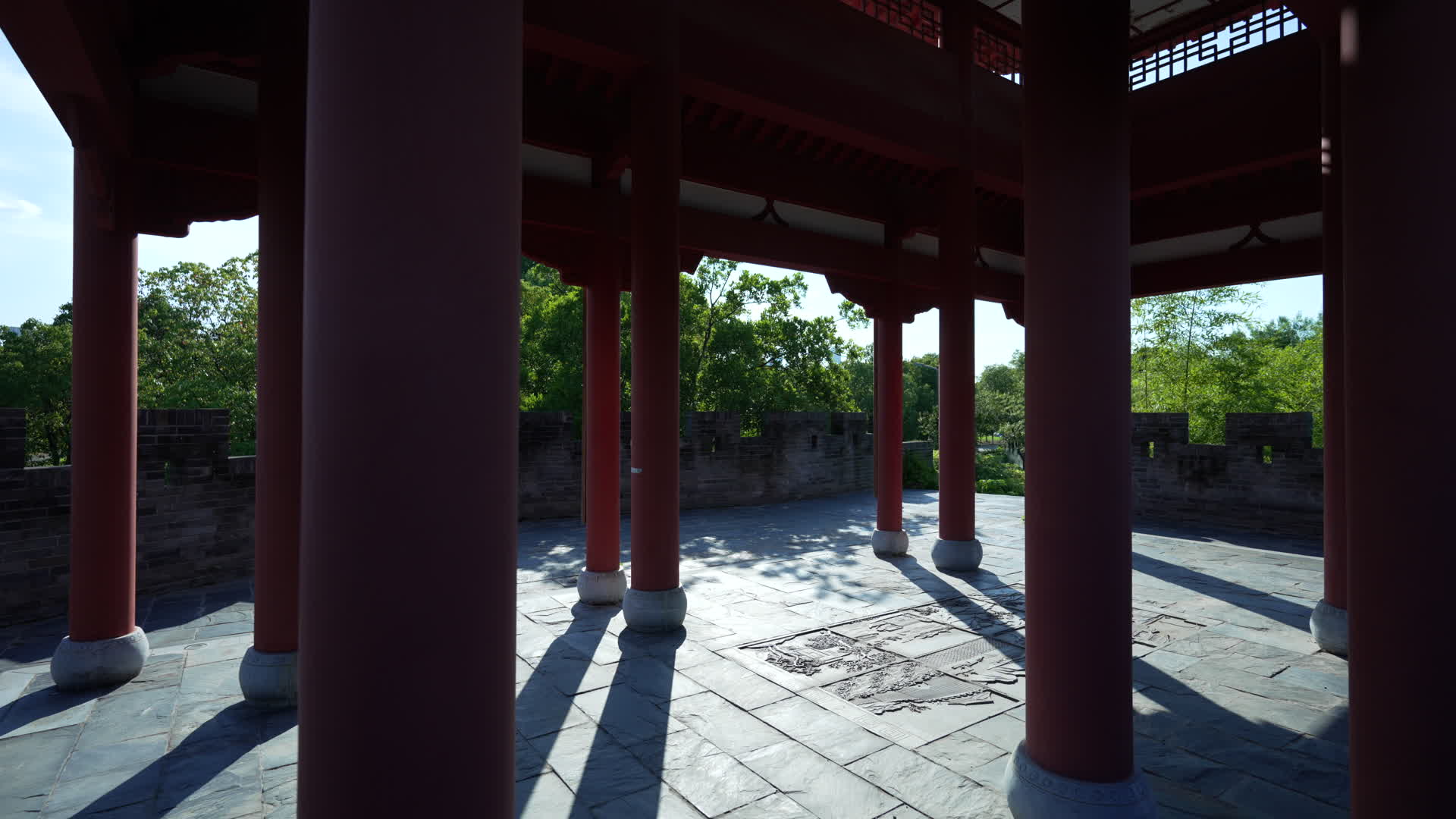 武汉硚口区园博园襄阳园建筑视频的预览图