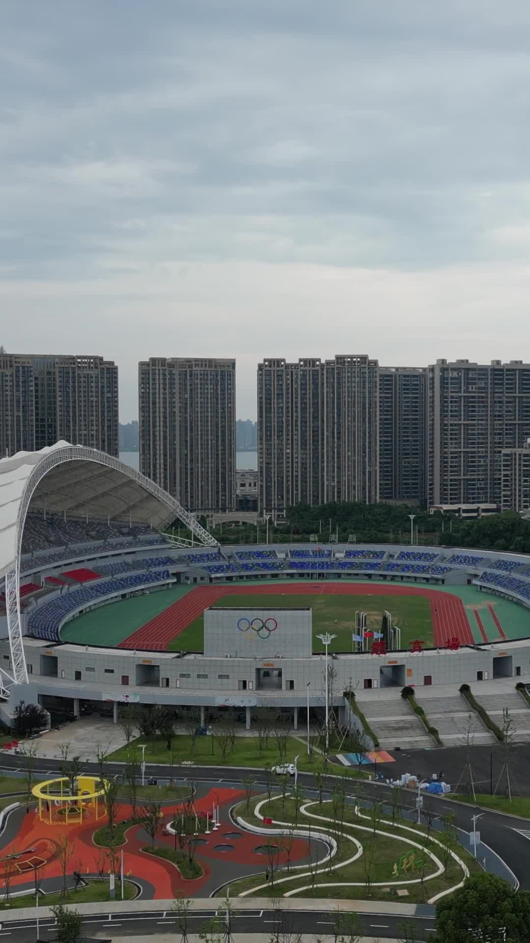 航拍江西九江体育中心体育场视频的预览图