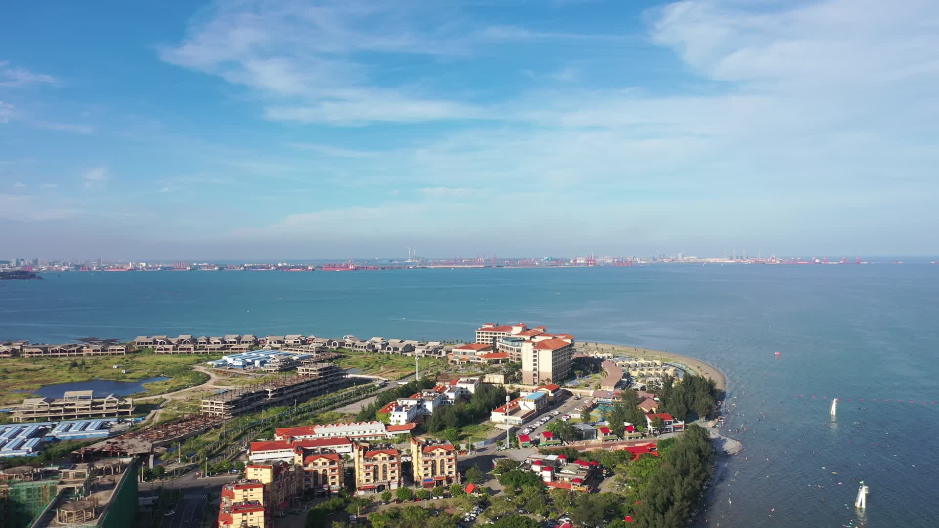 防城港白浪滩航拍视频的预览图