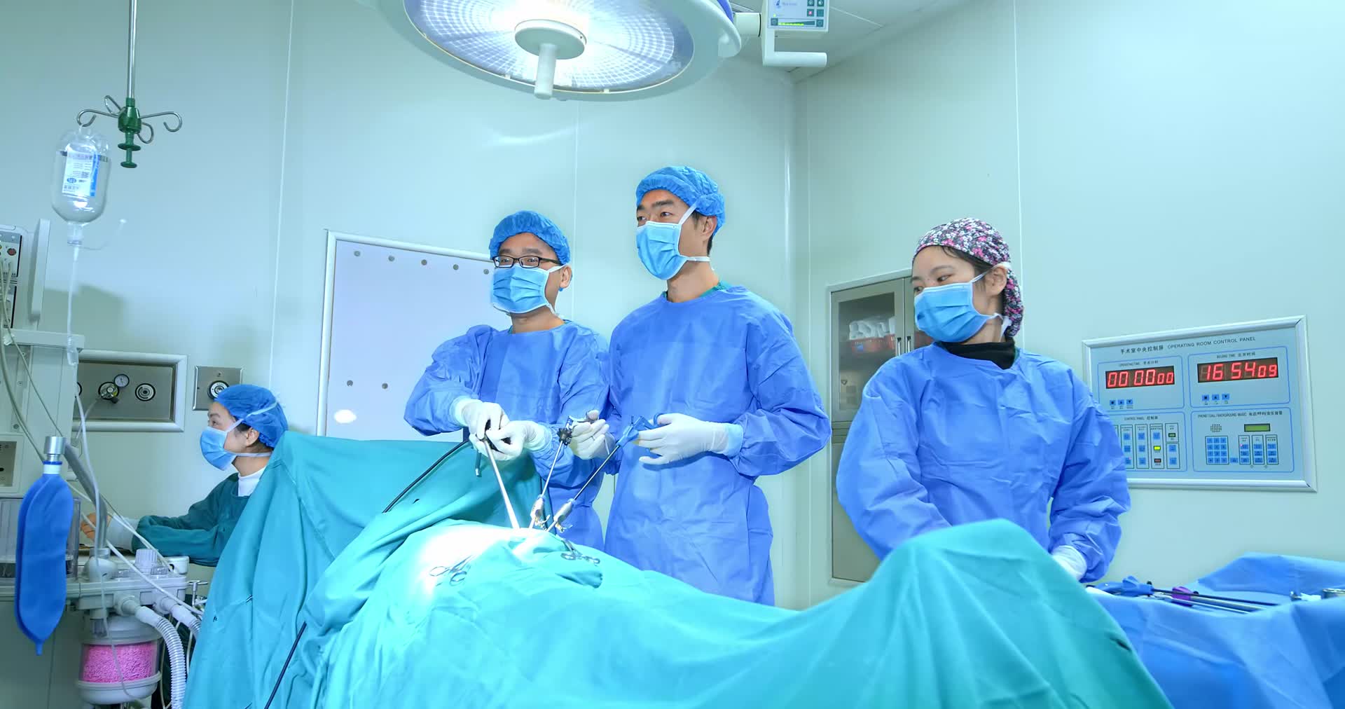 手术室做手术视频的预览图