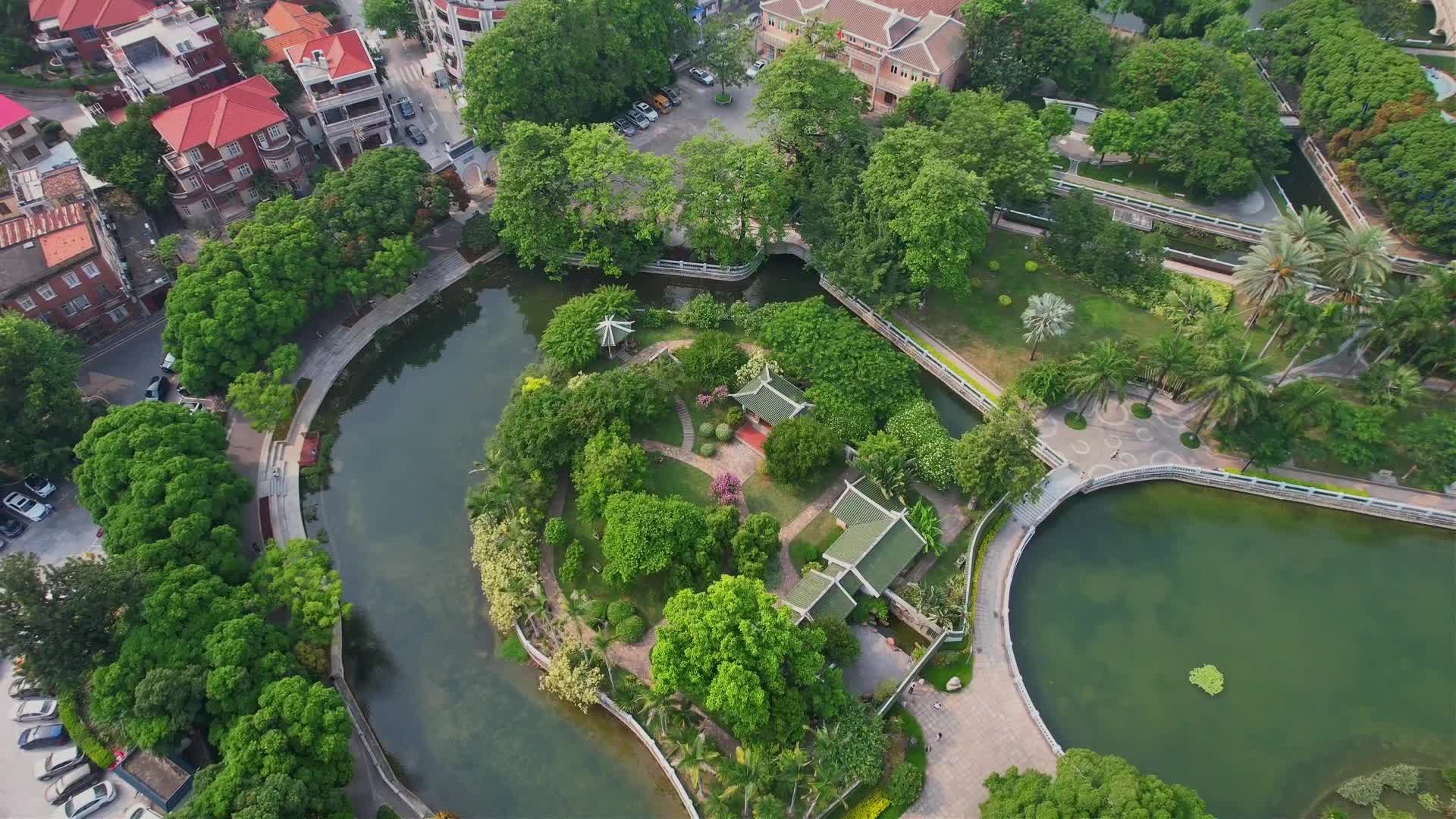 航拍厦门中山公园景观视频的预览图