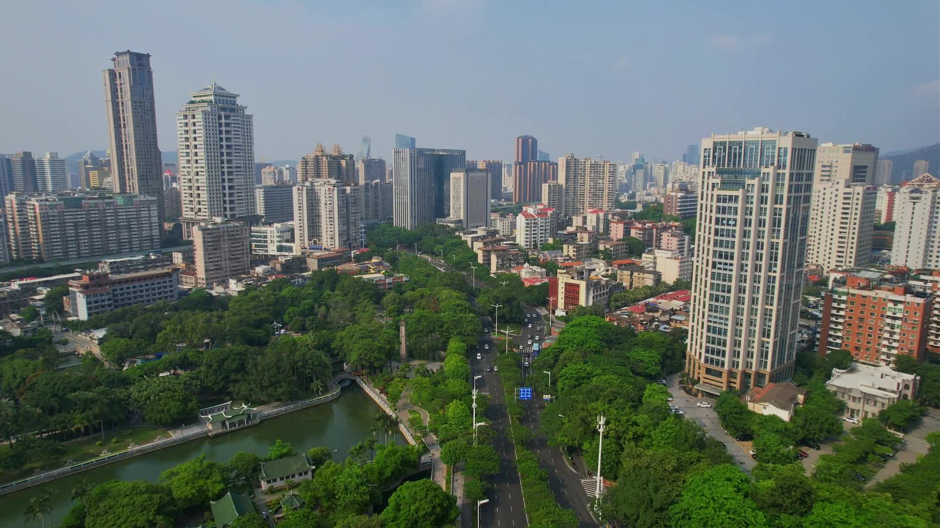 航拍厦门城市风光视频的预览图