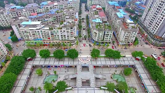 达州渠县万兴广场城区城市航拍视频的预览图