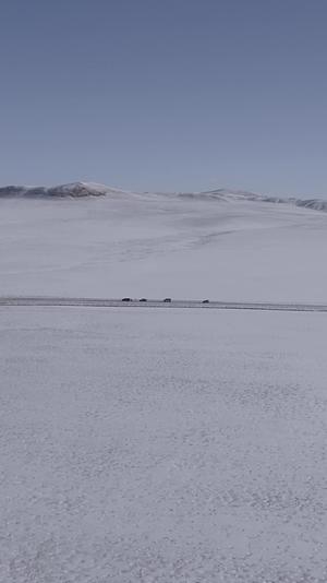 高清竖屏航拍西藏国道视频的预览图