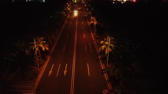 航拍海南城市夜景视频的预览图
