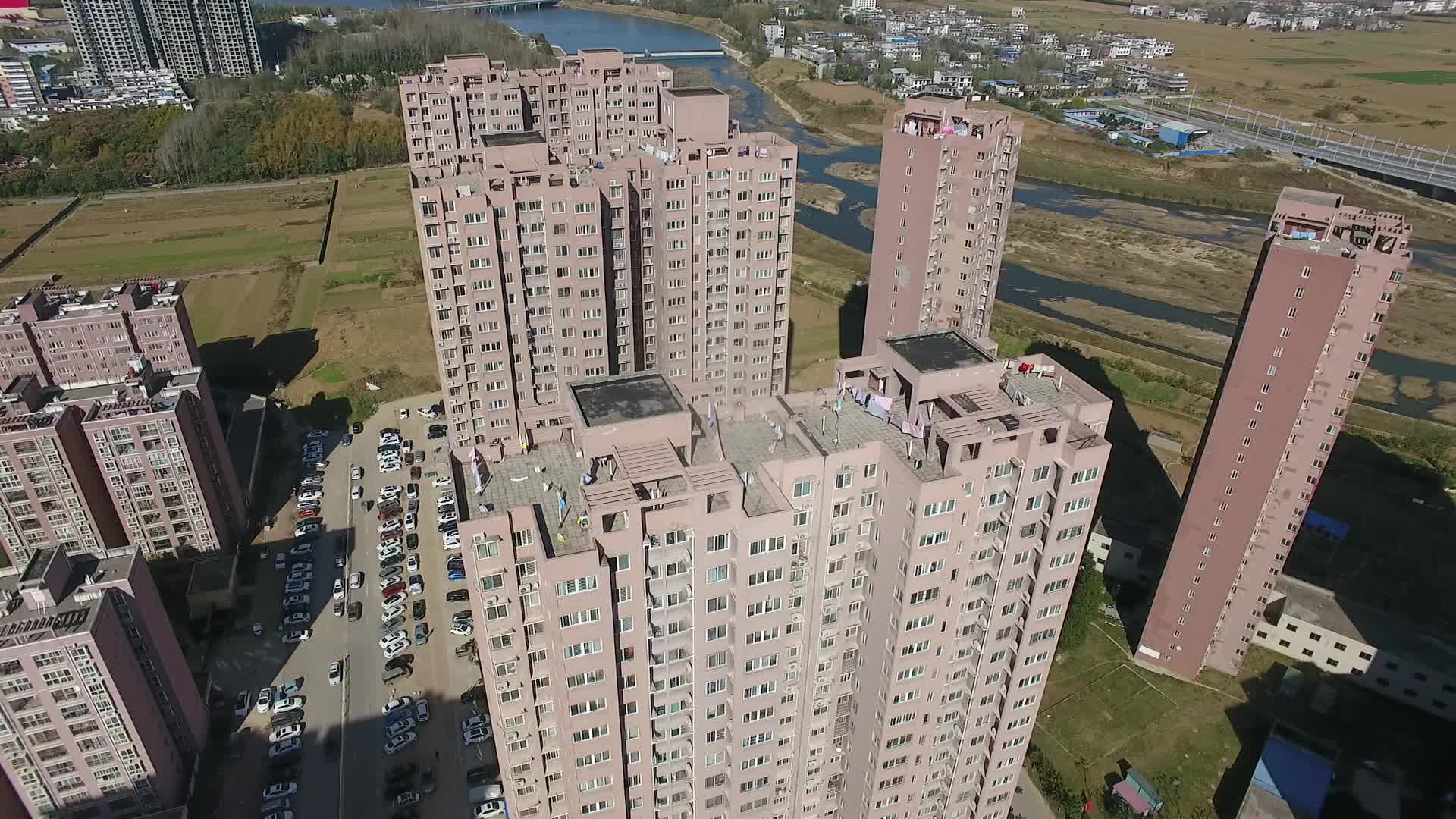 航拍河南城市现代化建设视频的预览图