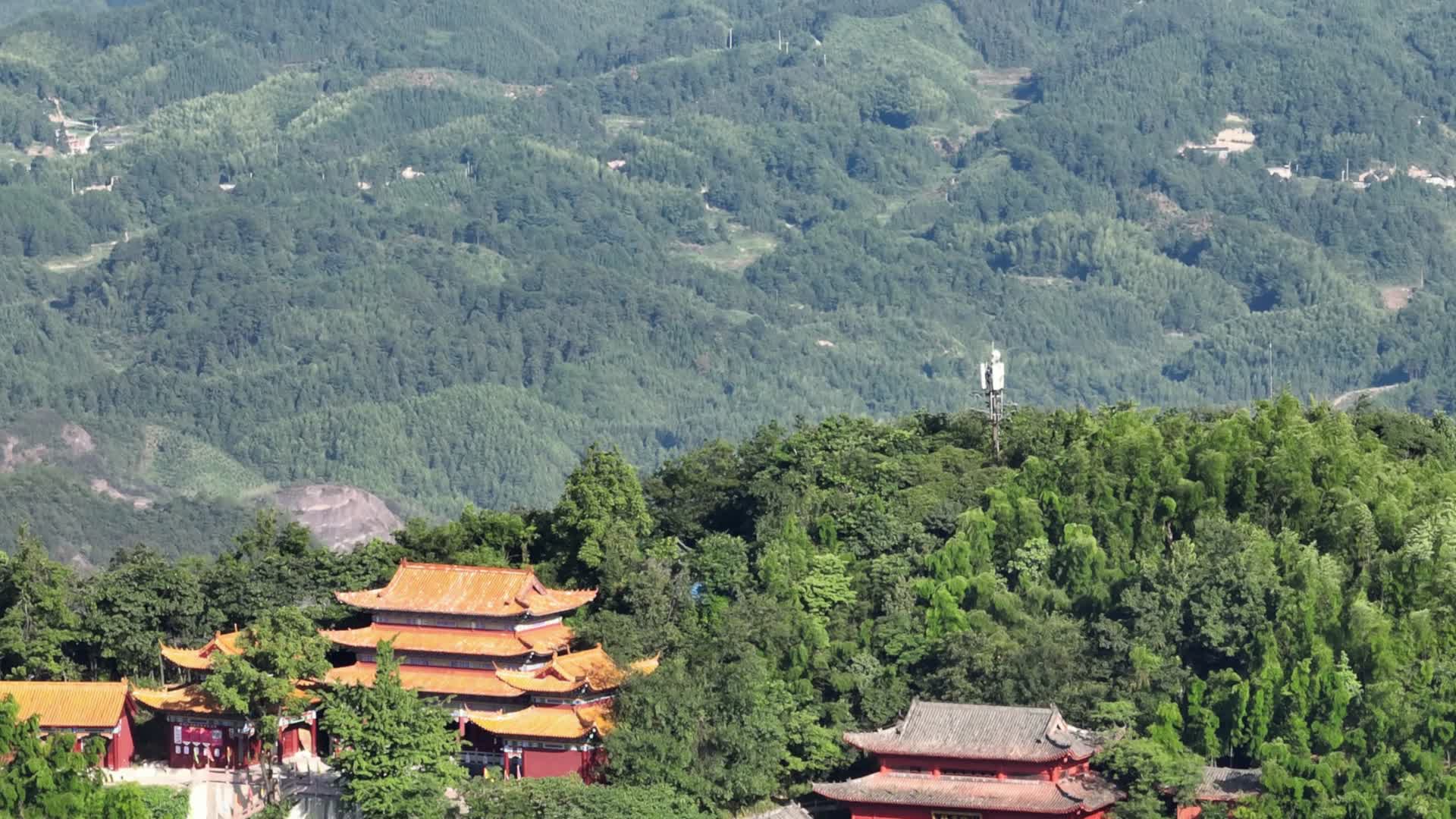 超高清航拍湖南崀山风光视频的预览图