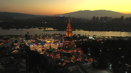 湄公河星光夜市航拍视频的预览图