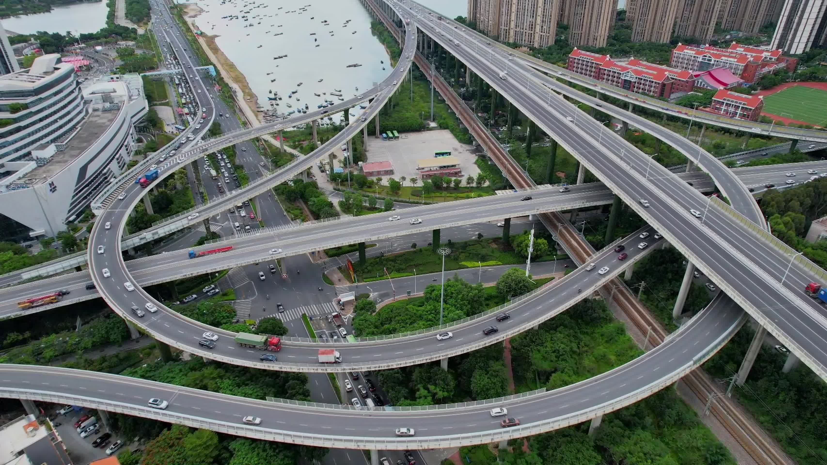 厦门航拍集美立交桥景观视频的预览图