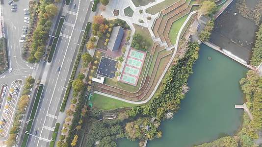 航拍山东城市建筑与四旁绿化视频的预览图