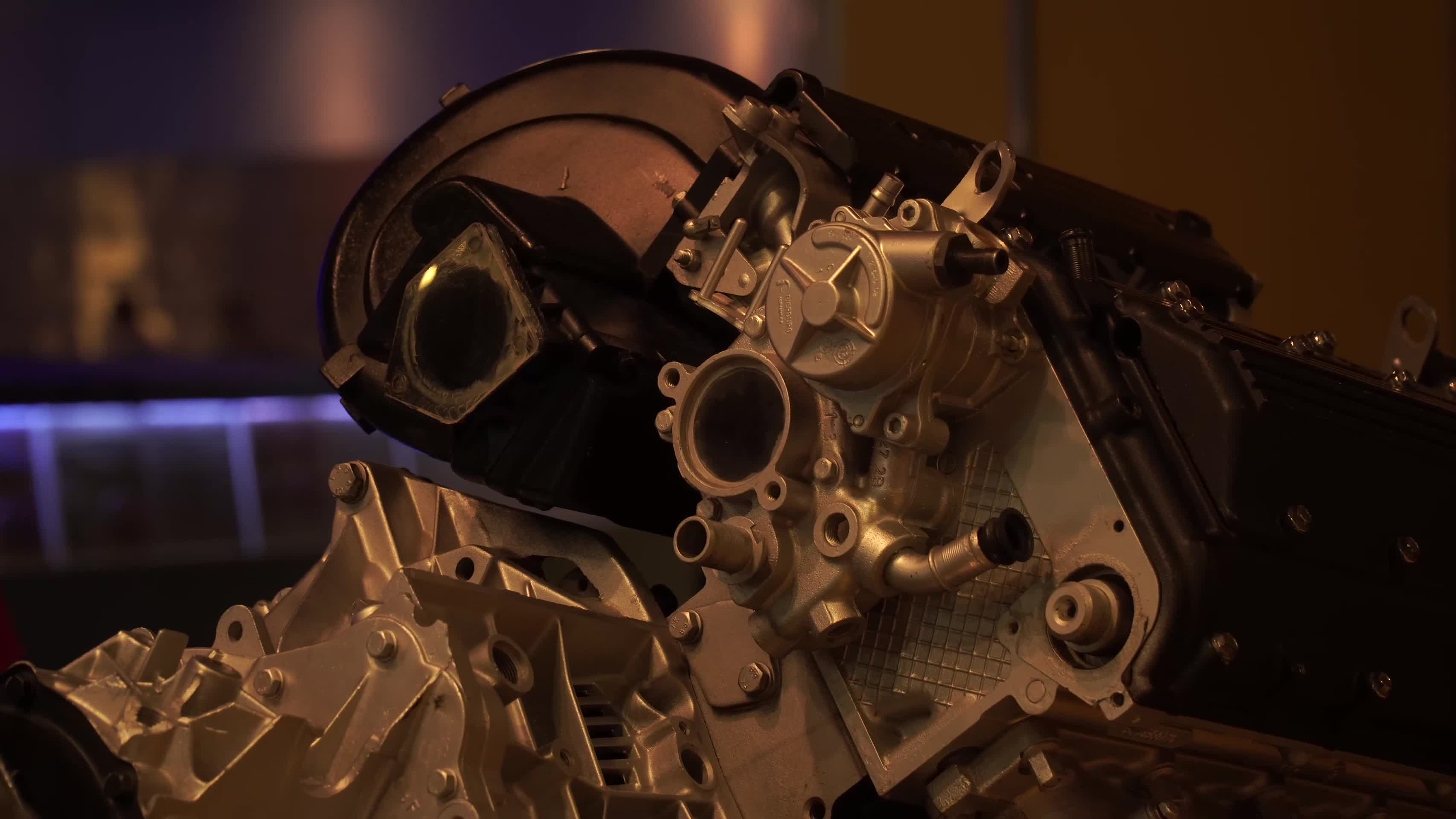 发动机汽车零件机械机器原理视频的预览图