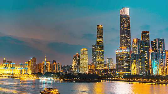 8K实拍广州国际金融中心夜景商务建筑办公延时视频的预览图