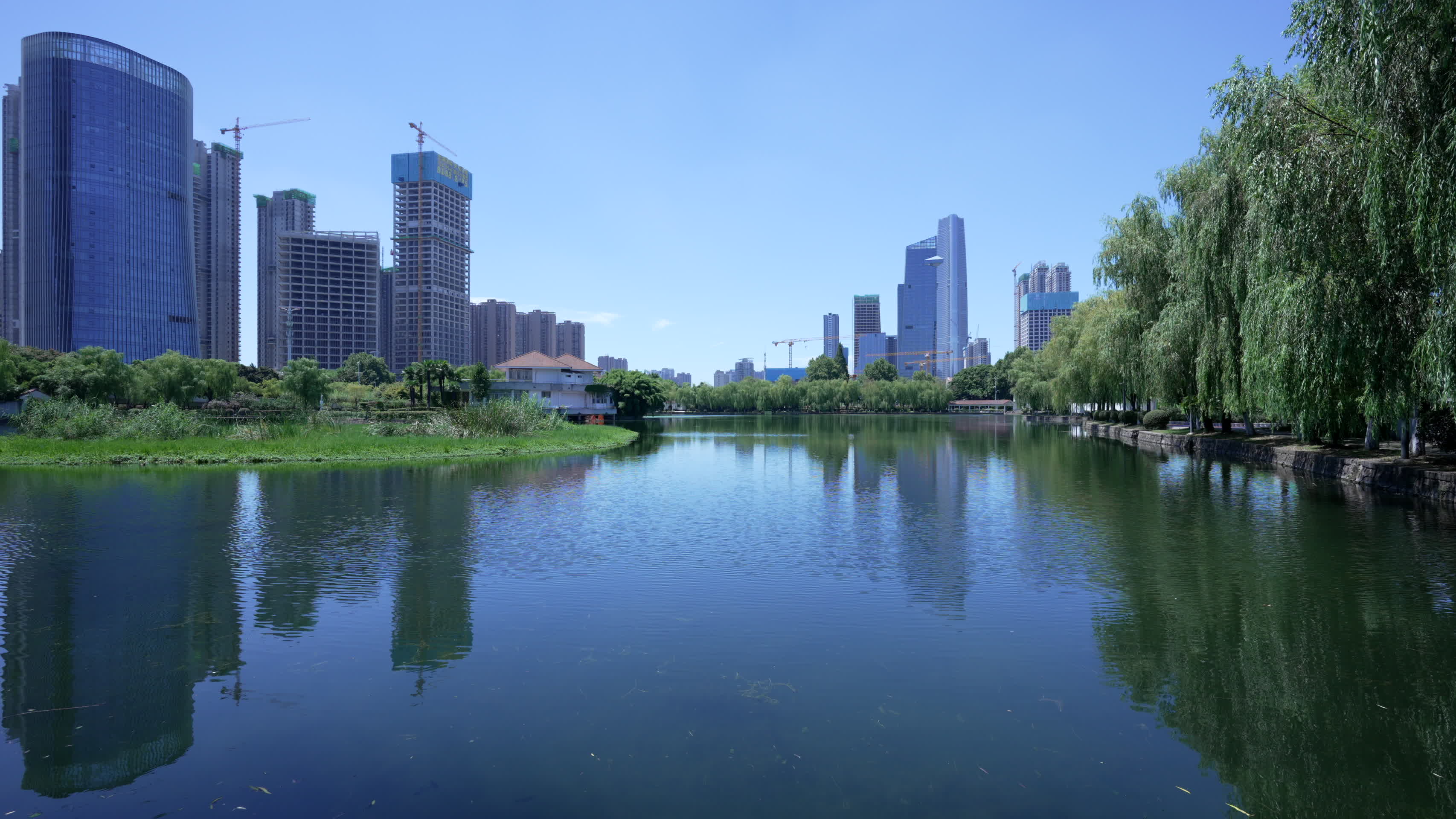 武汉青山区戴家湖公园风景视频的预览图