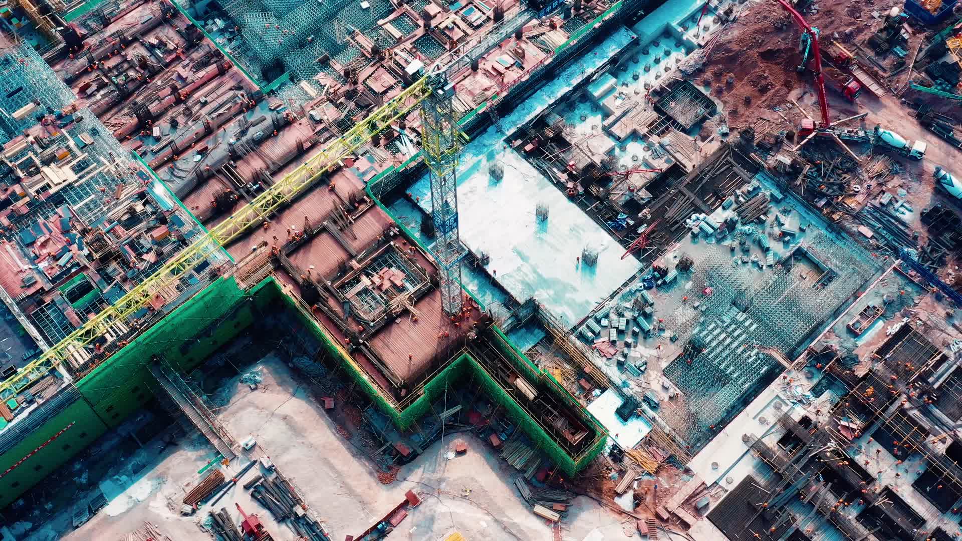 城市基建工地建设城市建设航拍视频的预览图
