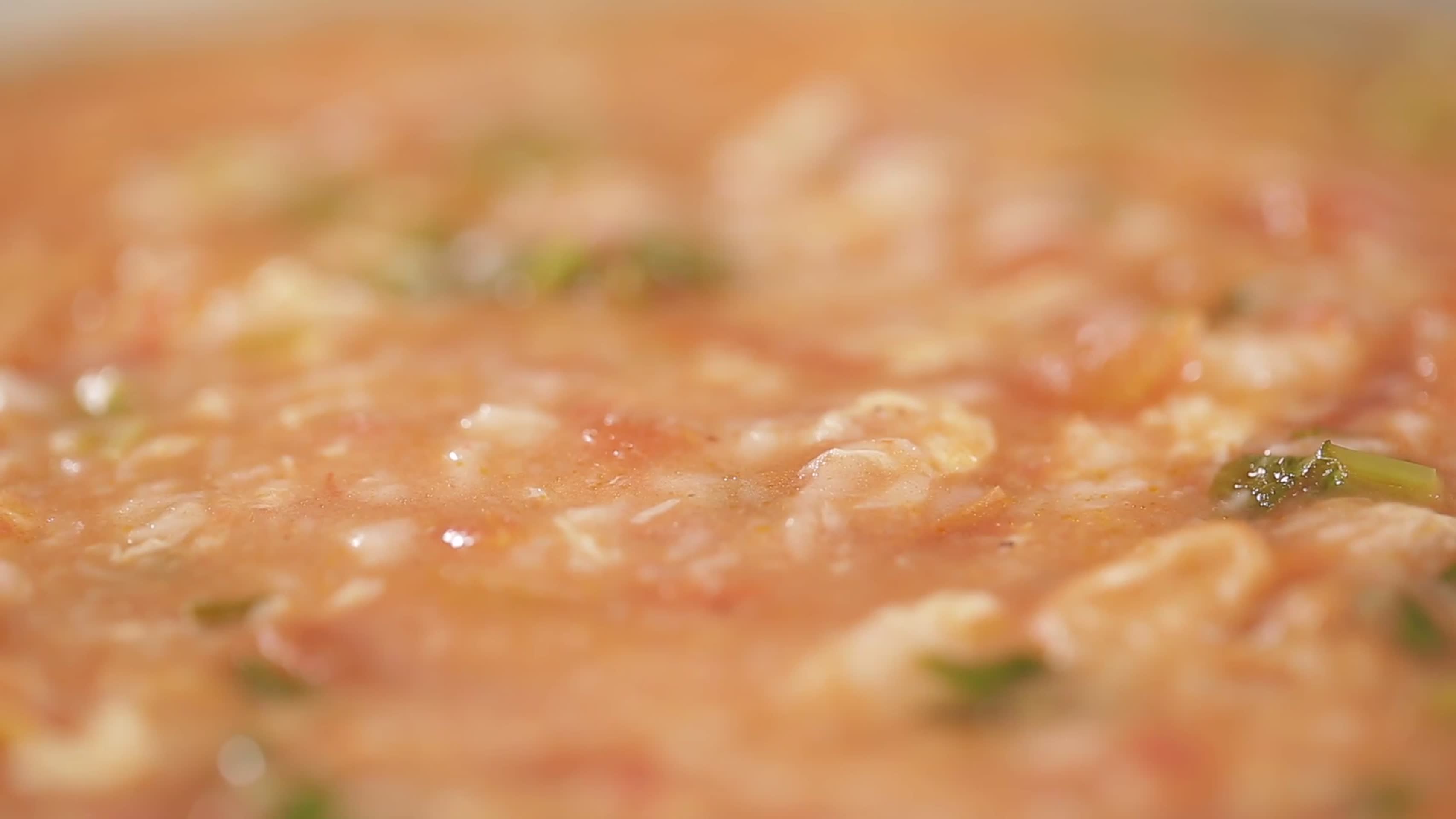 镜头合集西红柿疙瘩汤视频的预览图