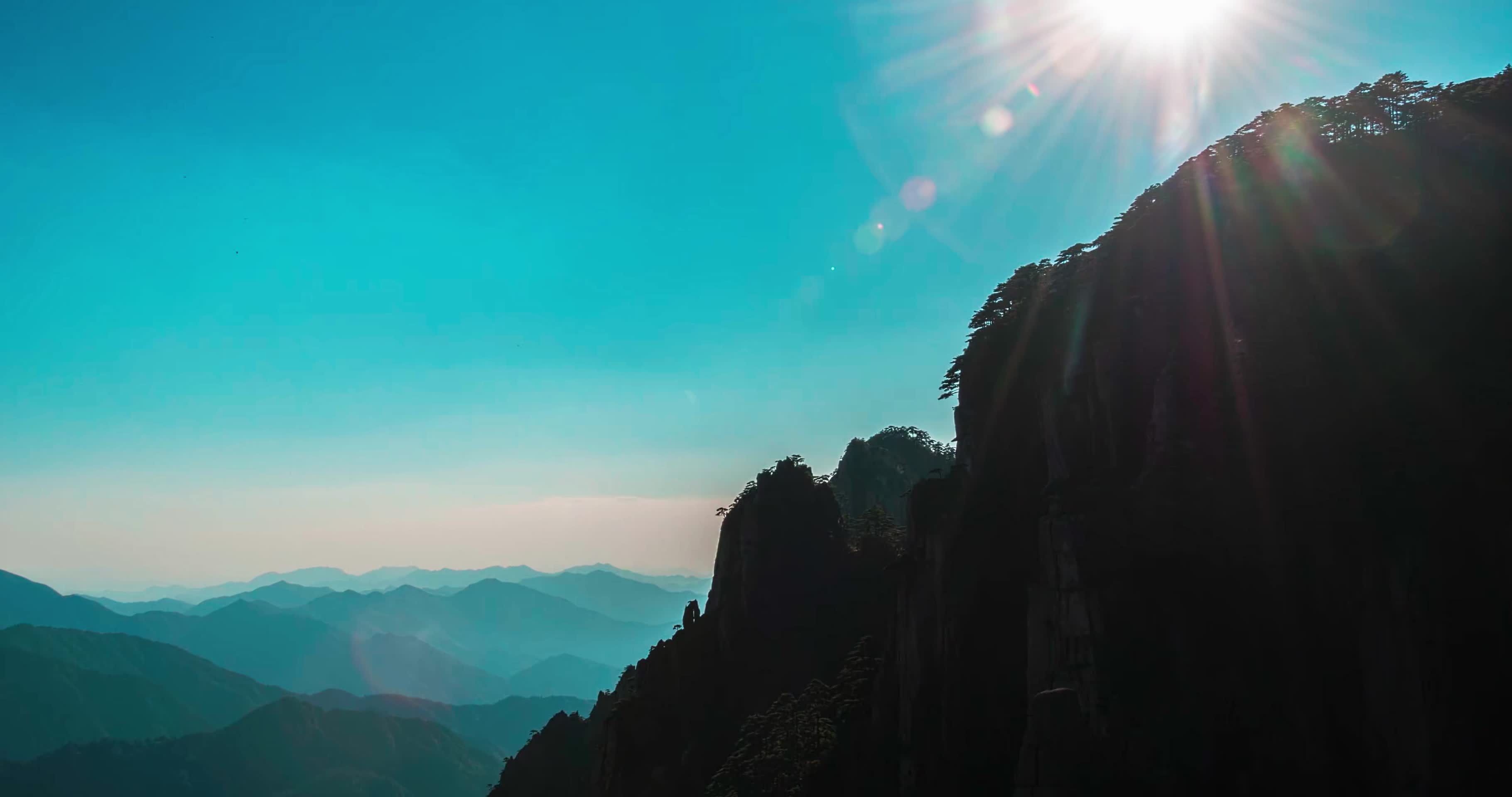 安徽黄山日落风光延时摄影视频的预览图