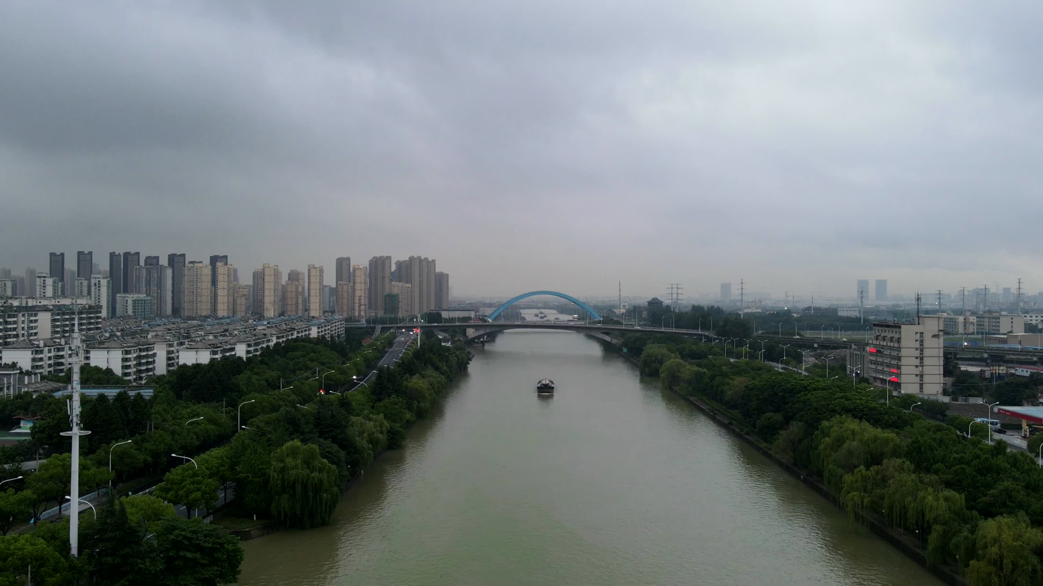 京杭大运河4K航拍视频的预览图