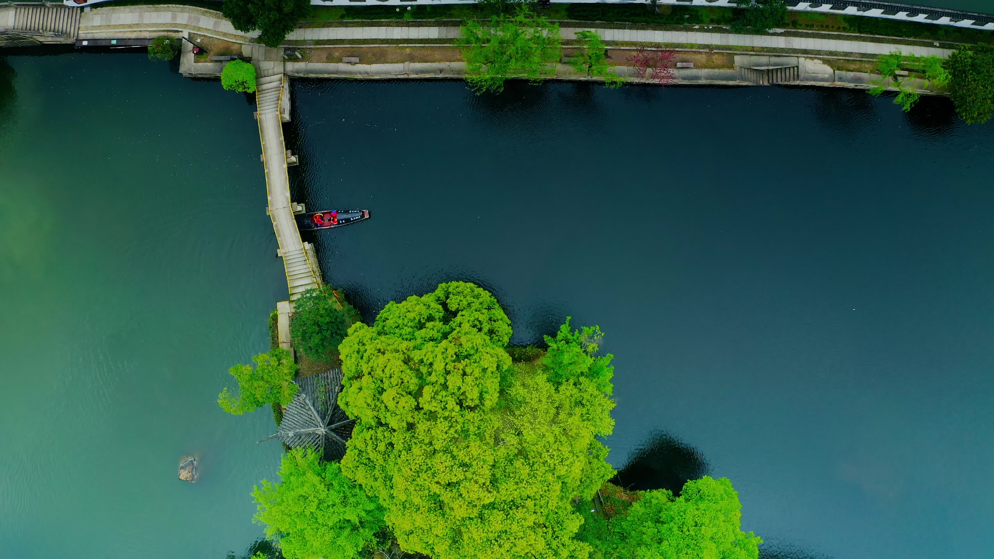 浙江绍兴东湖风景区4K航拍视频的预览图