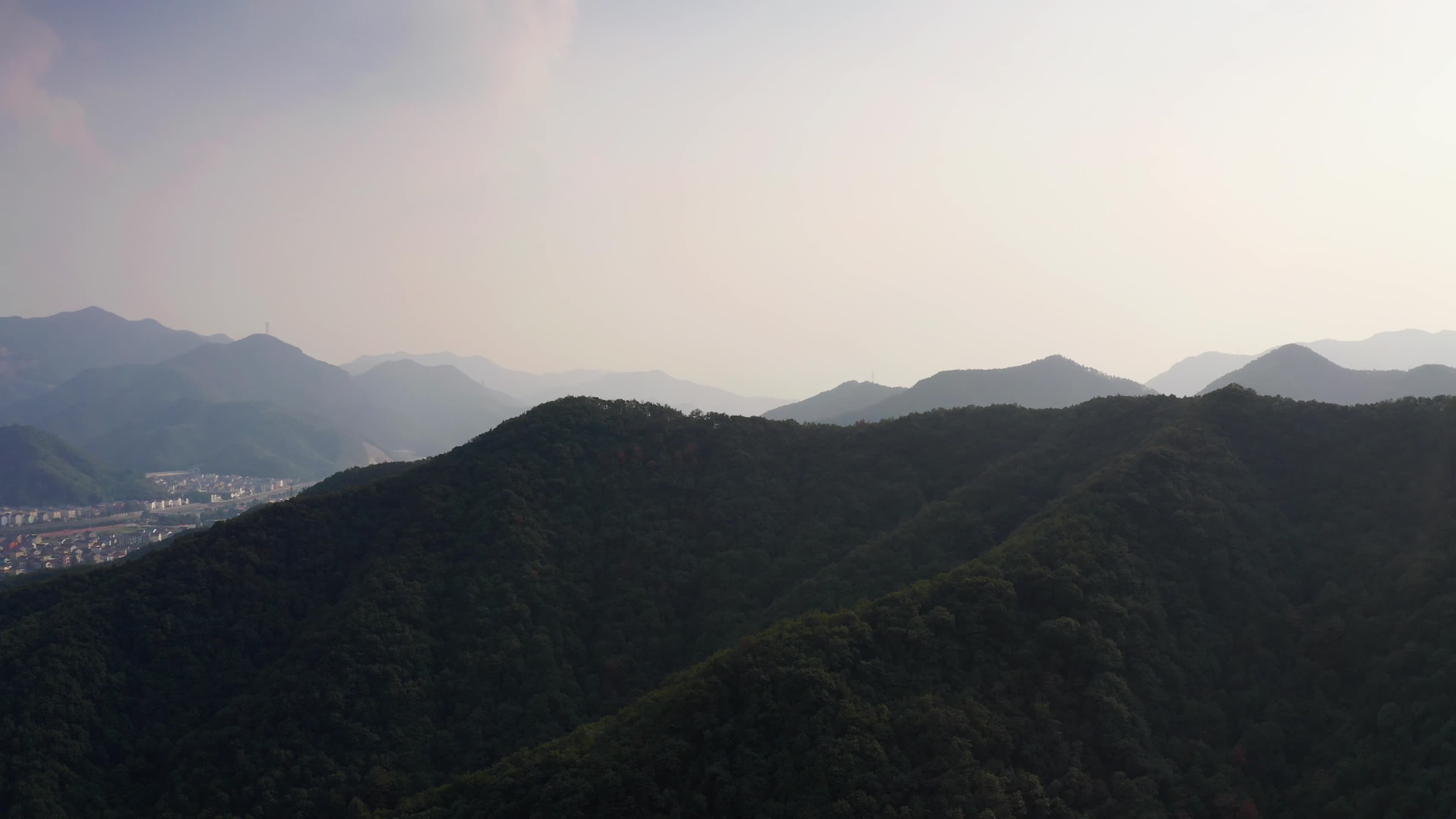 杭州萧山河上镇自然风貌视频的预览图