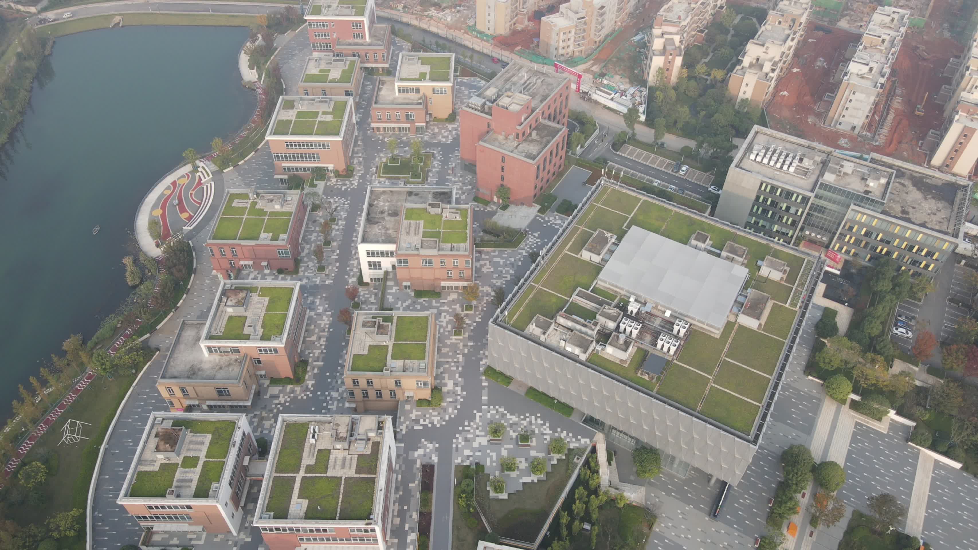 航拍湖南长沙望城区城市建筑视频的预览图