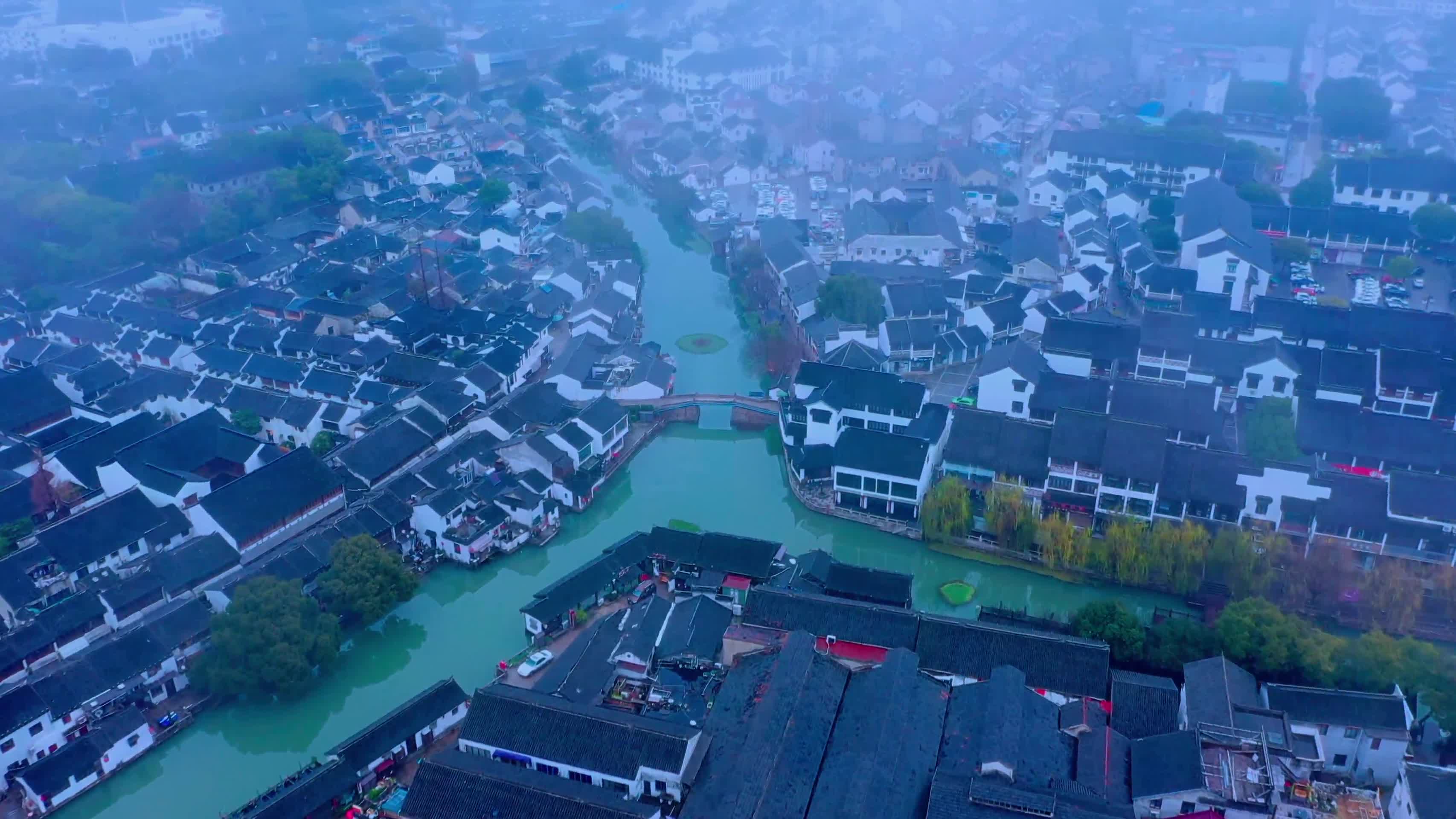 江苏苏州昆山同里古镇冬季视频的预览图