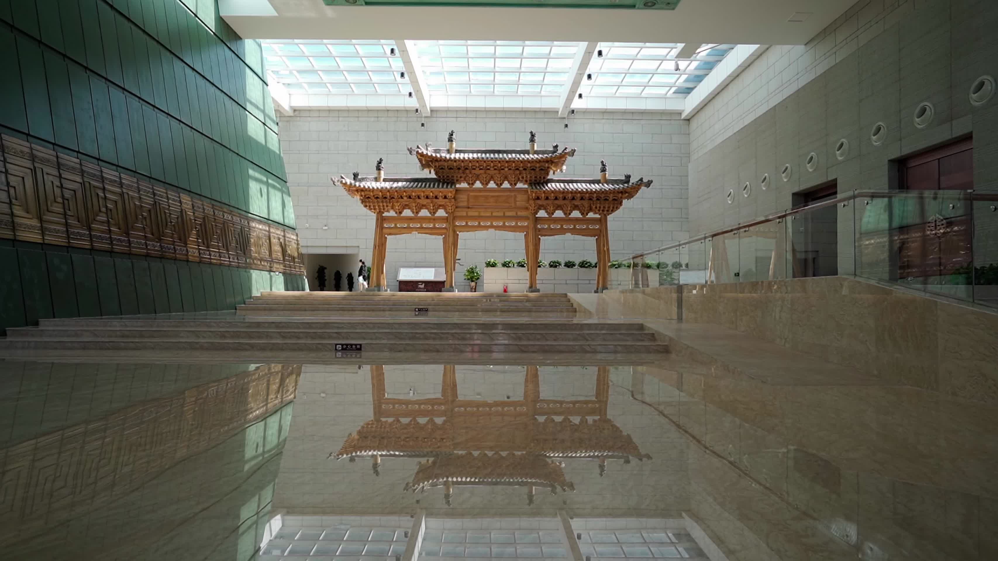 甘肃武威市博物馆视频的预览图