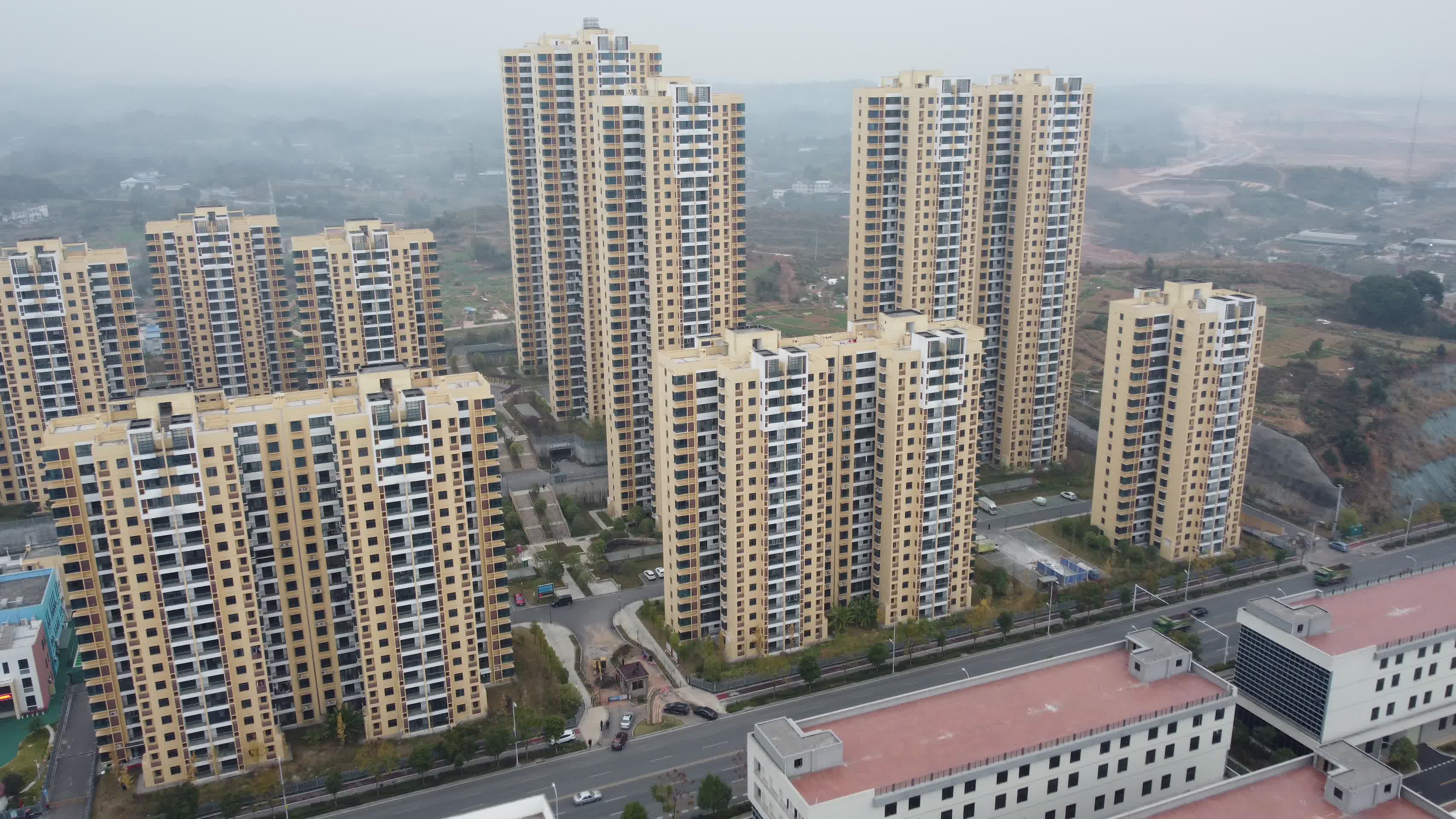 航拍湖北宜昌现代化建设视频的预览图