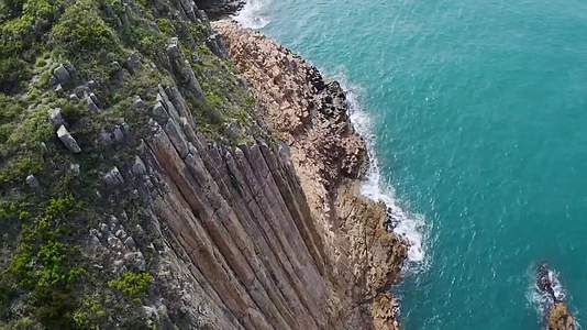 中国4k自然风光海南沿海小岛视频的预览图