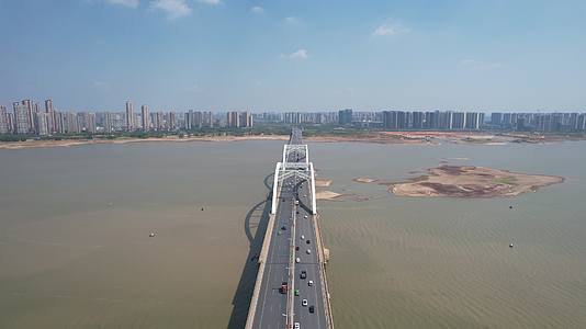 江西南昌生米大桥航拍视频的预览图