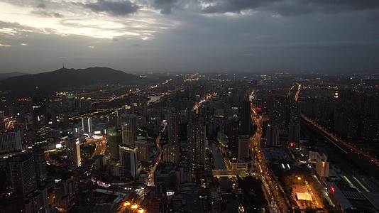 江苏无锡城市夜景灯光航拍视频的预览图